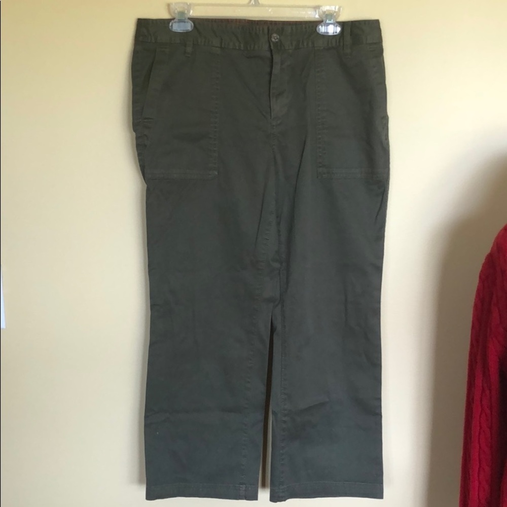 NWT Tommy Hilfiger Olive Green Crop Pants Sz. 10